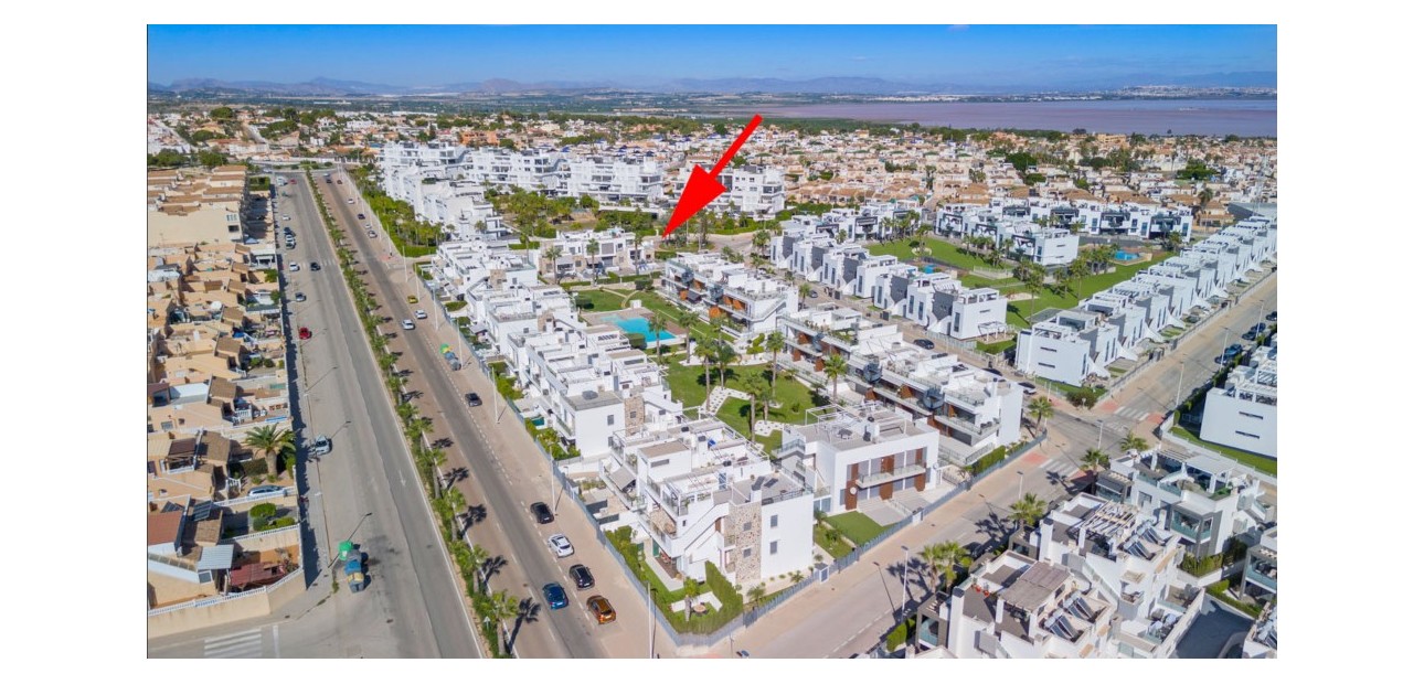 Venta - Adosado -
Punta Prima