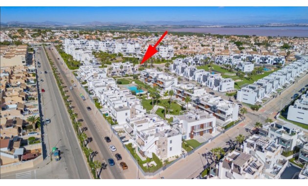 Venta - Adosado -
Punta Prima