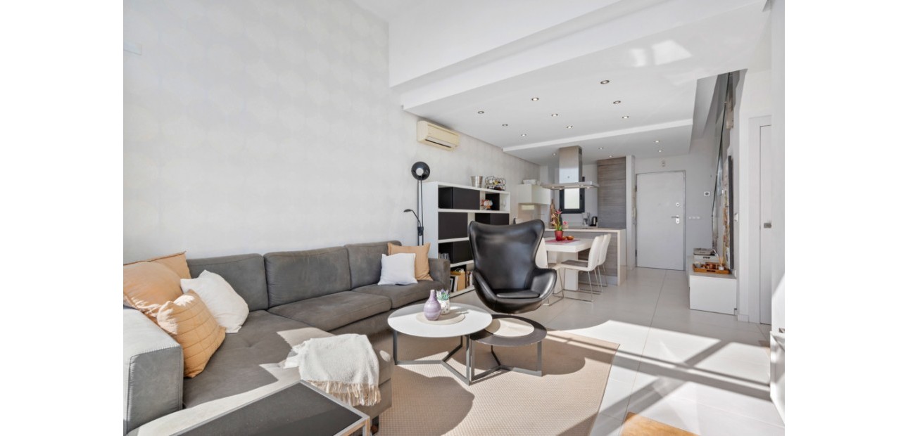 Venta - Adosado -
Punta Prima