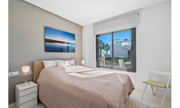 Venta - Adosado -
Punta Prima