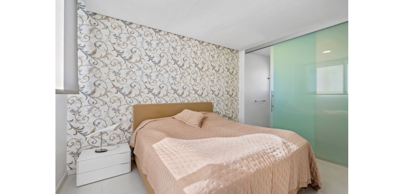 Venta - Adosado -
Punta Prima