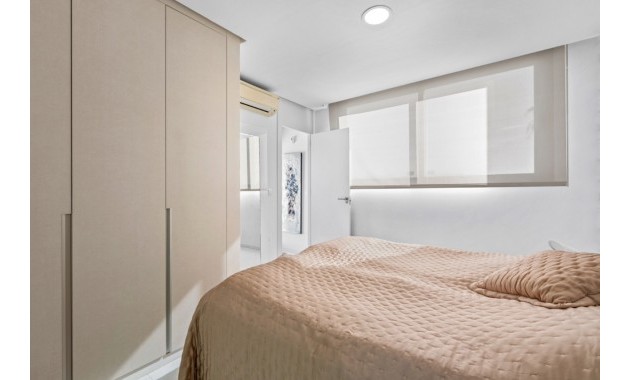 Venta - Adosado -
Punta Prima