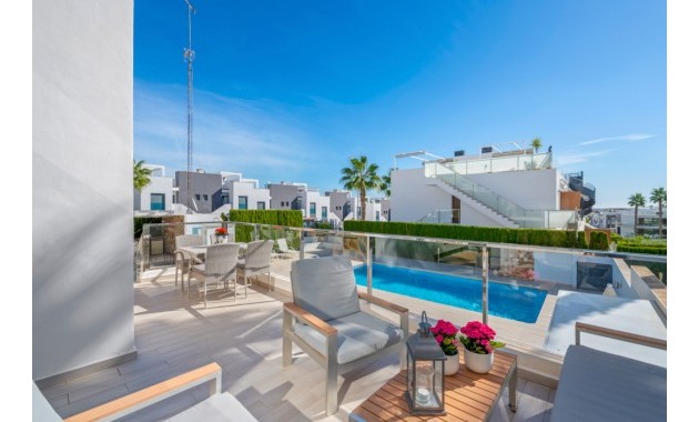 Venta - Adosado -
Punta Prima