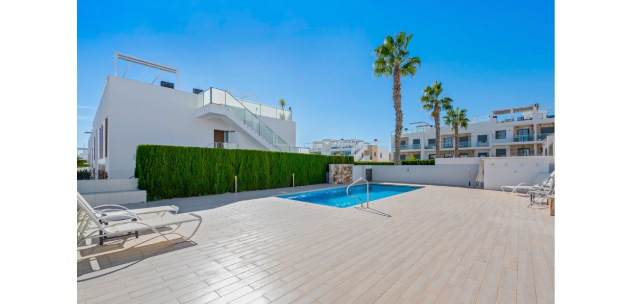 Venta - Adosado -
Punta Prima