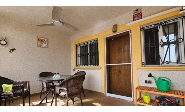 Sale - Apartment / flat -
Punta Prima