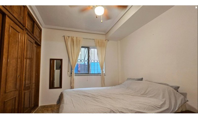 Sale - Apartment / flat -
Punta Prima