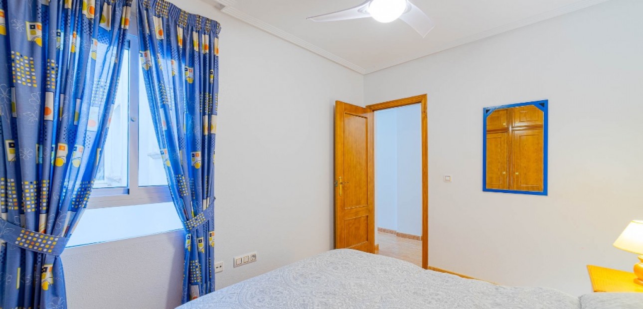 Herverkoop - Appartement / flat -
Orihuela Costa - Playa Flamenca