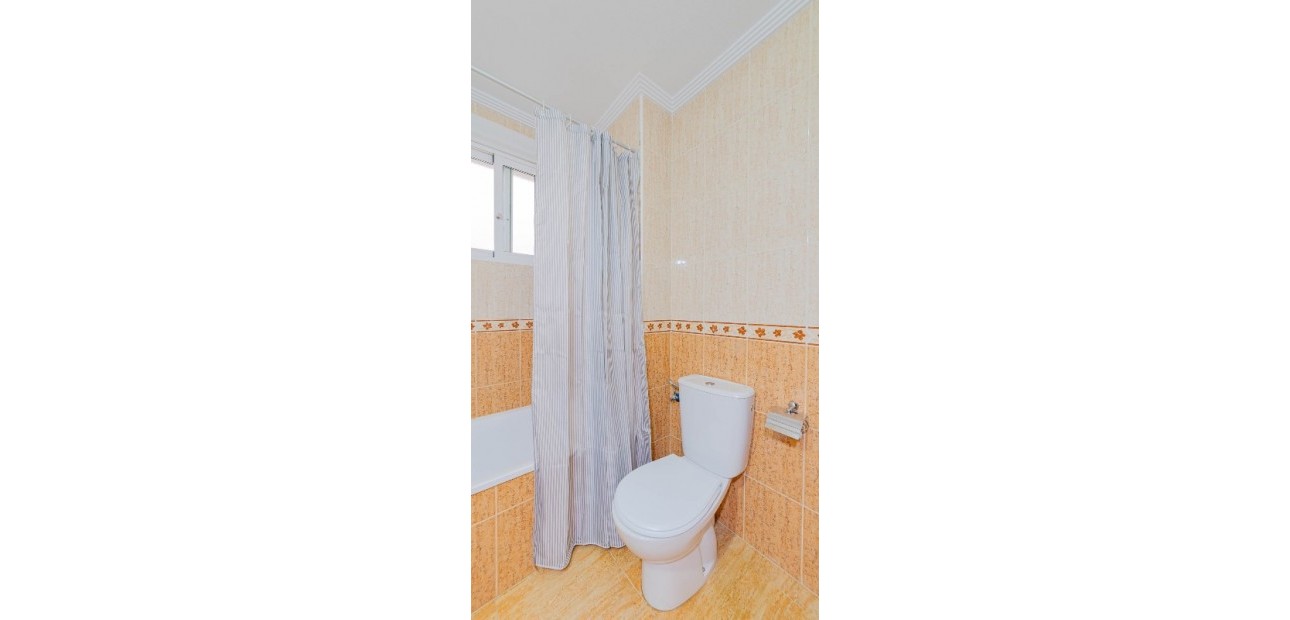 Herverkoop - Appartement / flat -
Orihuela Costa - Playa Flamenca