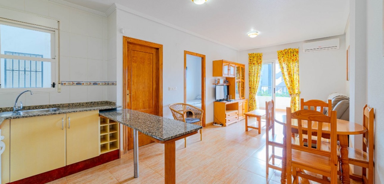 Herverkoop - Appartement / flat -
Orihuela Costa - Playa Flamenca