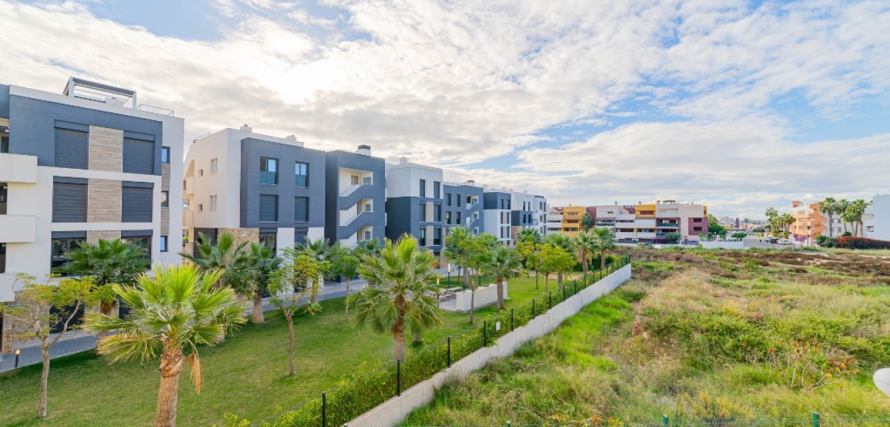 Herverkoop - Appartement / flat -
Orihuela Costa - Playa Flamenca