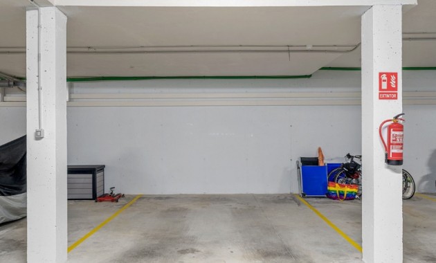 Venta - Apartamento / piso -
Lomas de Cabo Roig