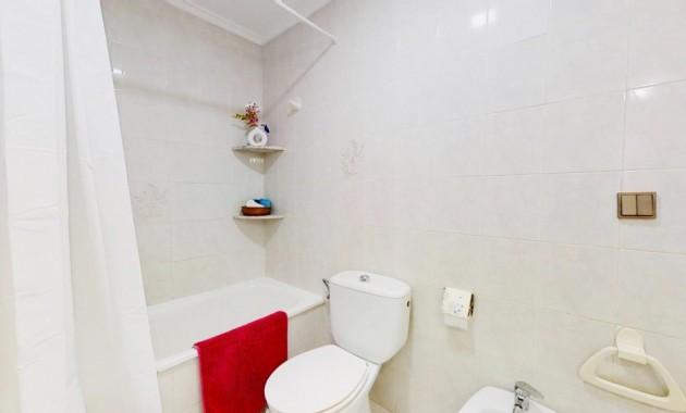 Venta - Apartamento / piso -
Punta Prima