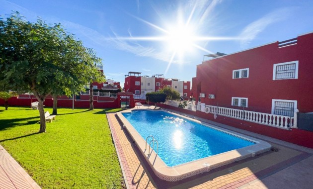 Herverkoop - Herenhuis -
Orihuela Costa - Dream Hills