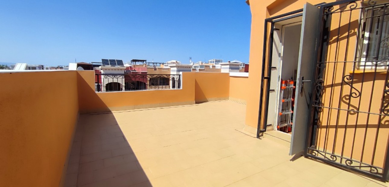 Herverkoop - Herenhuis -
Orihuela Costa - Dream Hills