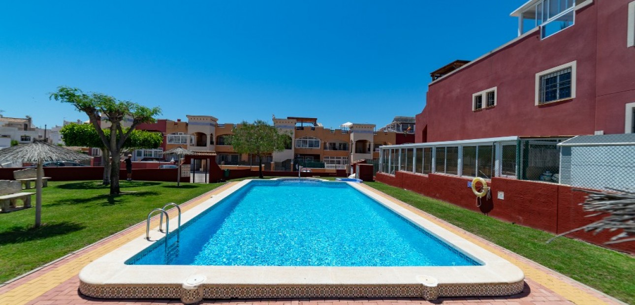 Herverkoop - Herenhuis -
Orihuela Costa - Dream Hills