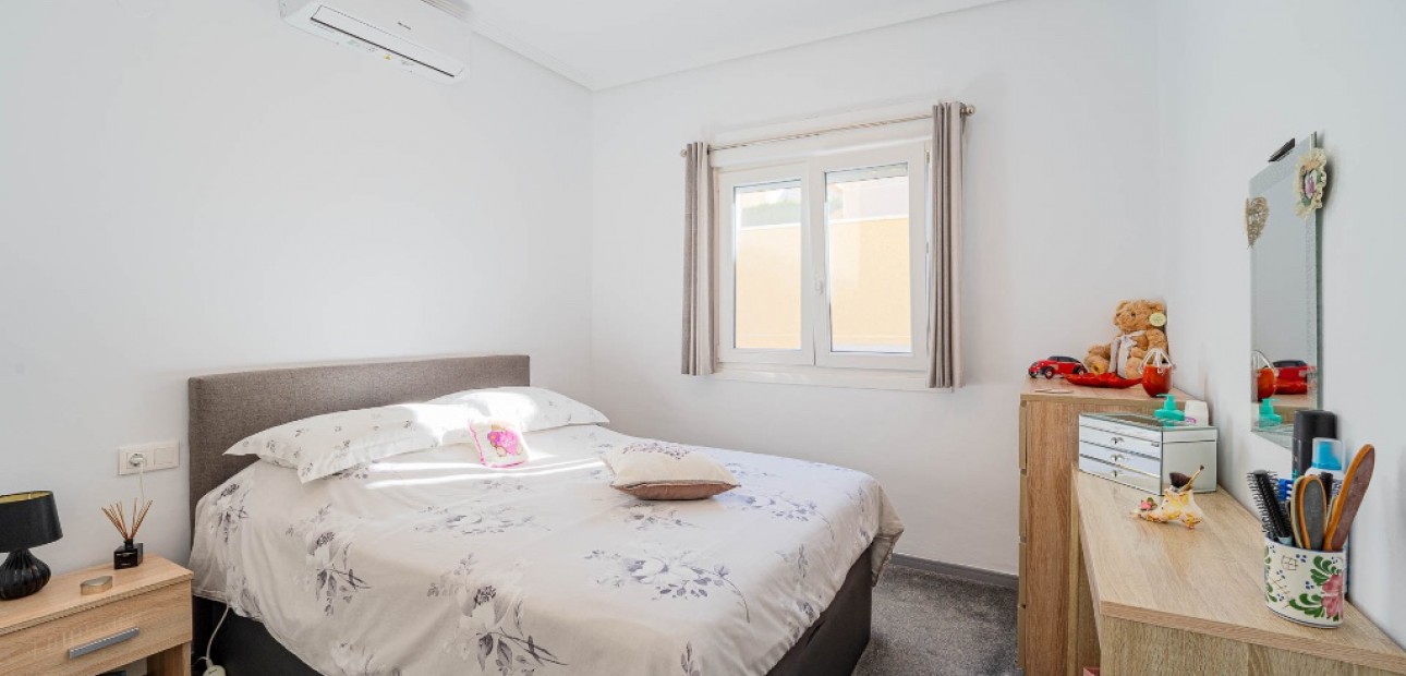 Venta - Villa -
Orihuela Costa - Los Altos