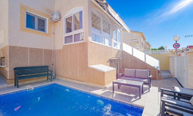 Venta - Villa -
Orihuela Costa - Los Altos