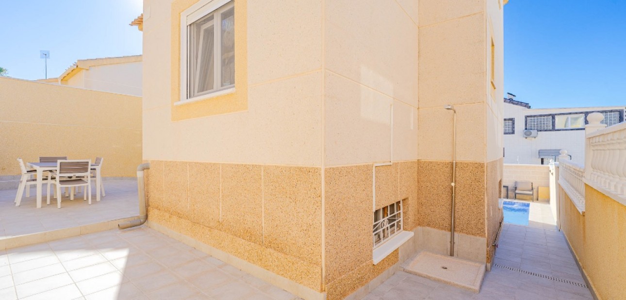 Venta - Villa -
Orihuela Costa - Los Altos