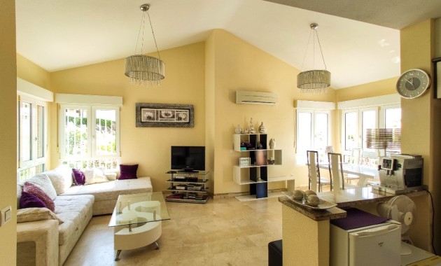 Sale - Villa -
Las Ramblas