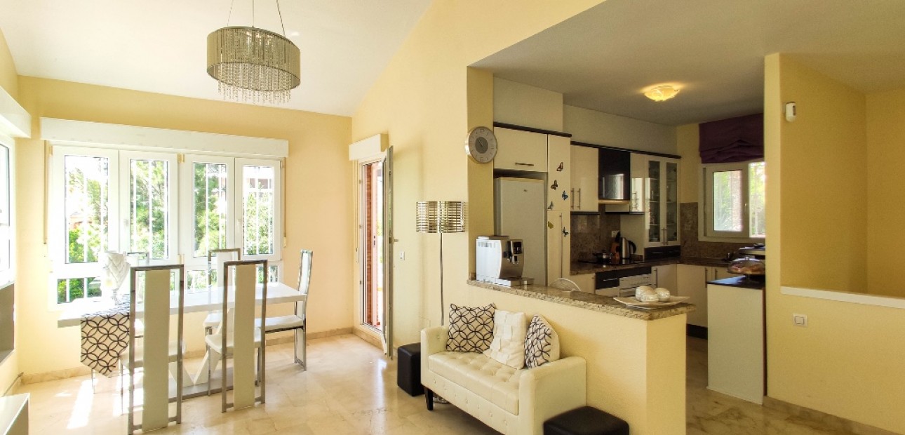 Sale - Villa -
Las Ramblas