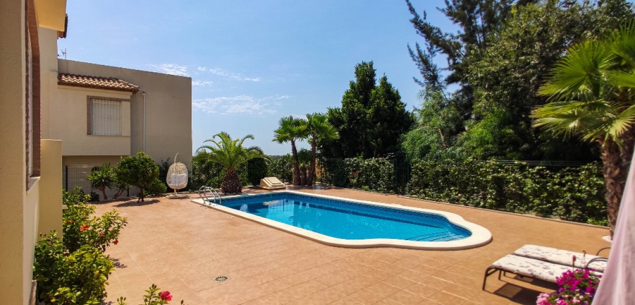 Sale - Villa -
Las Ramblas