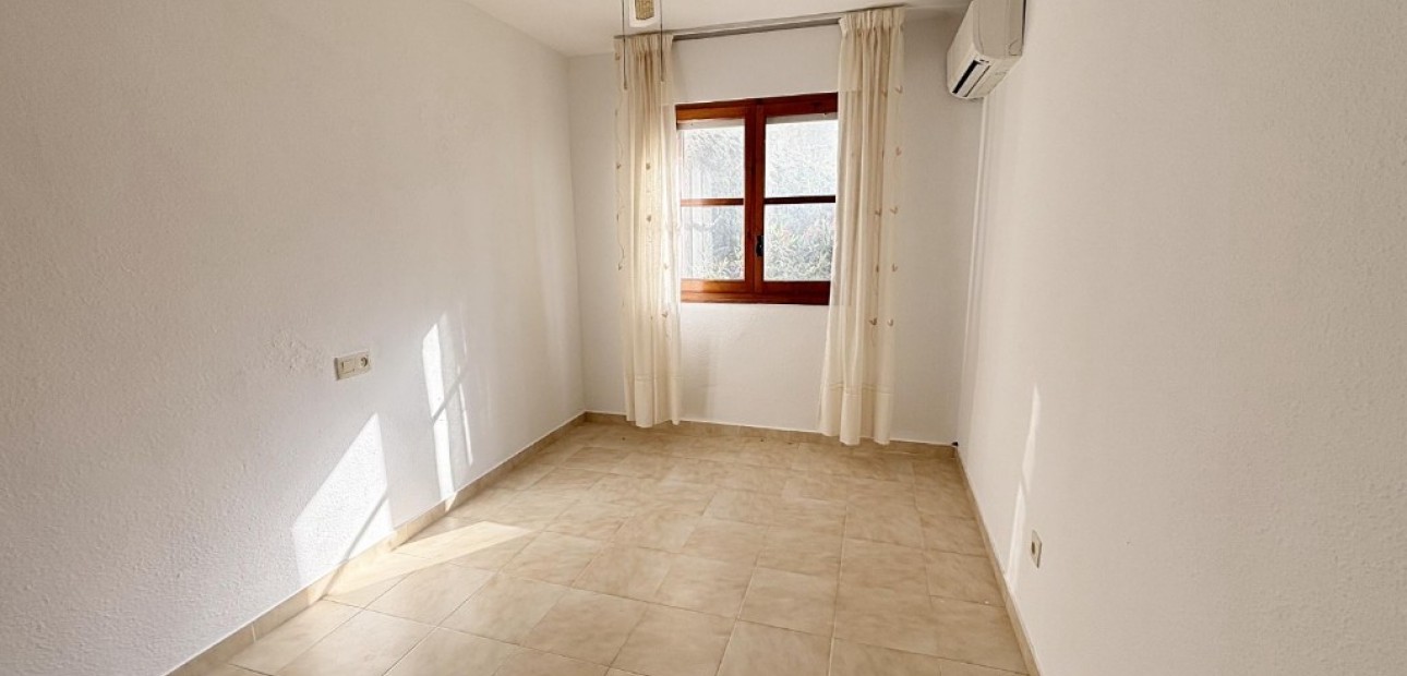 Herverkoop - Appartement / flat -
Torrevieja - Lago jardin