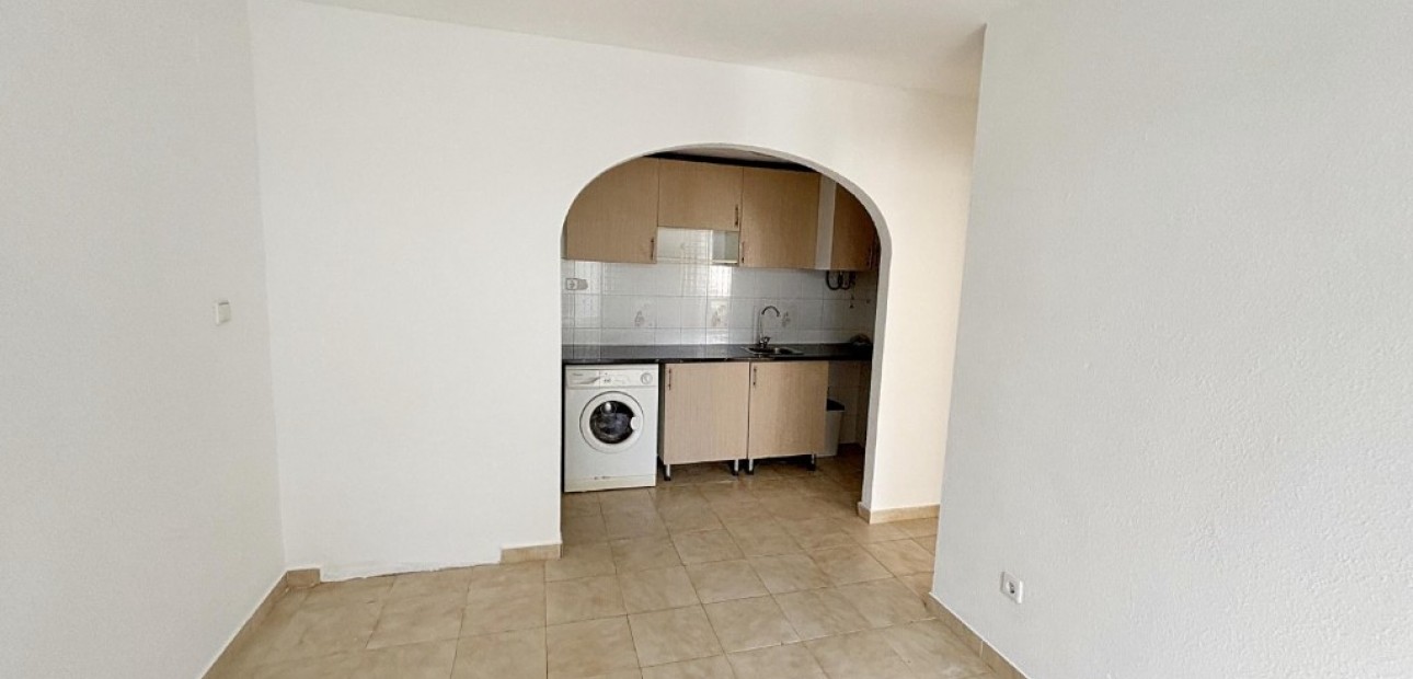 Herverkoop - Appartement / flat -
Torrevieja - Lago jardin