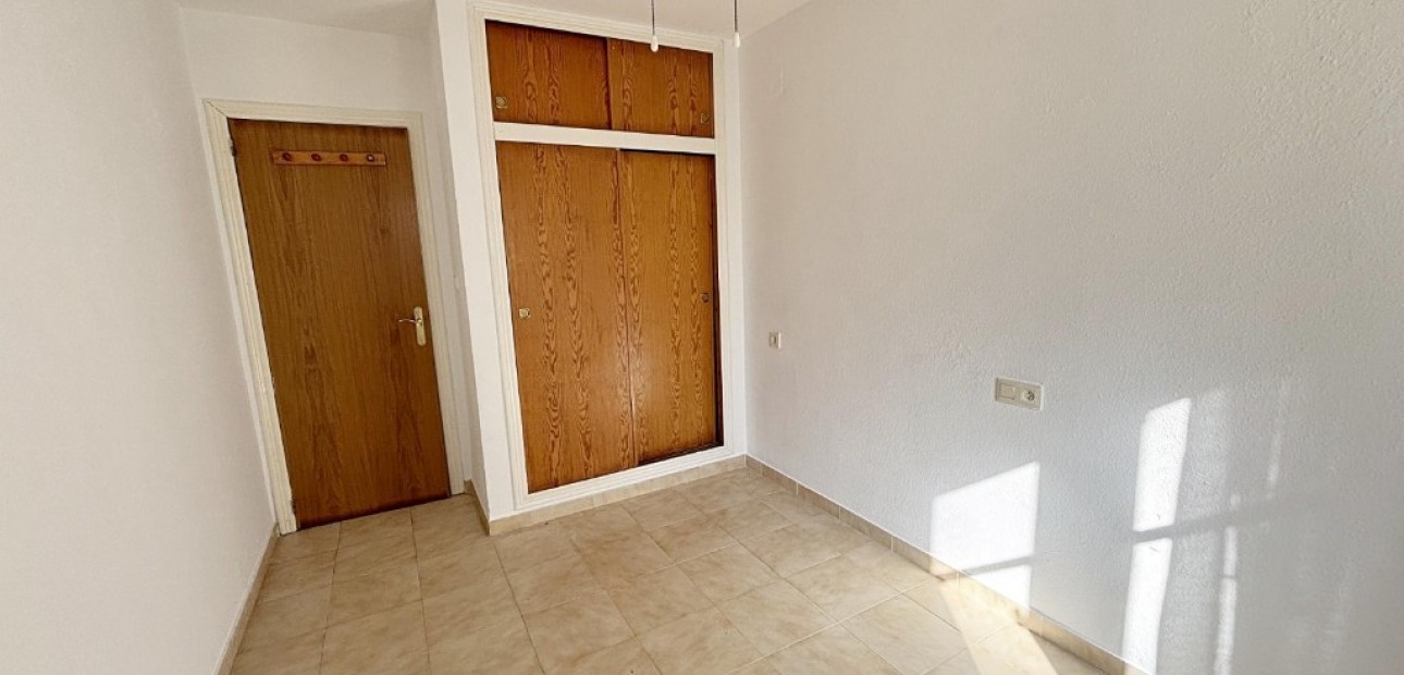 Herverkoop - Appartement / flat -
Torrevieja - Lago jardin