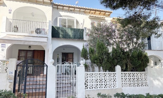 Herverkoop - Appartement / flat -
Torrevieja - Lago jardin