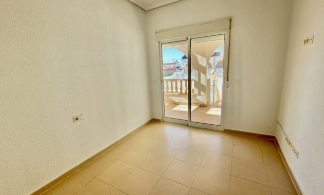 Sale - Villa -
Ciudad Quesada
