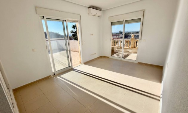 Sale - Villa -
Ciudad Quesada