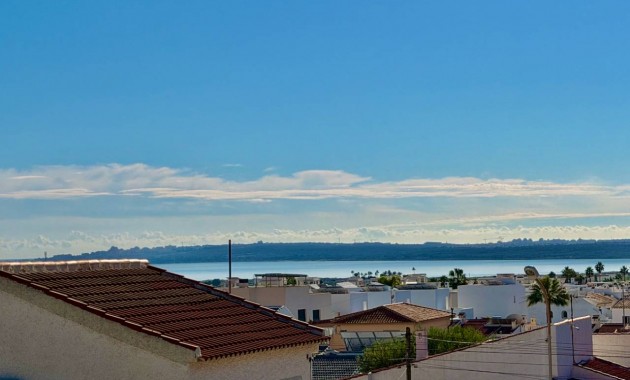 Sale - Villa -
Ciudad Quesada