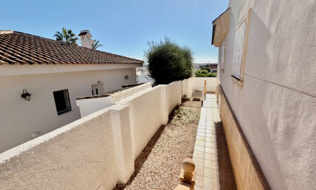 Sale - Villa -
Ciudad Quesada