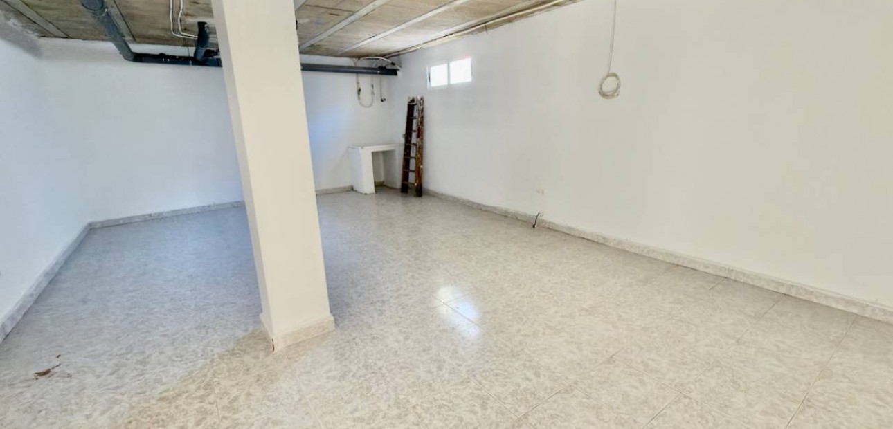 Sale - Villa -
Ciudad Quesada