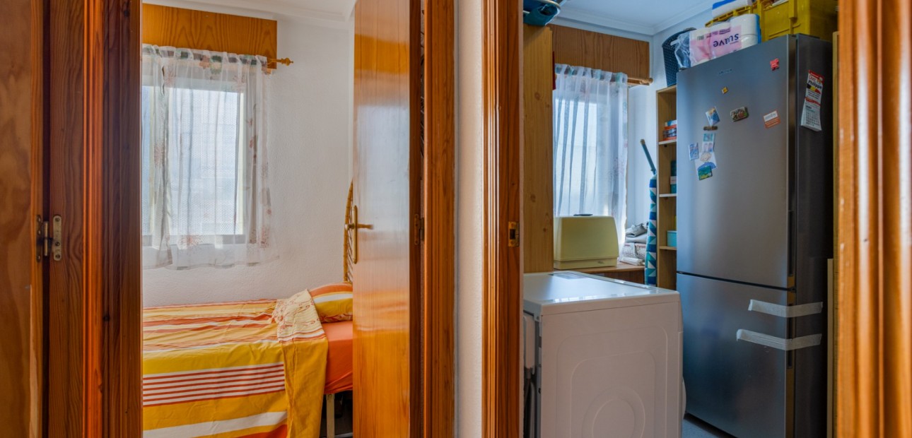 Herverkoop - Apartment flat -
Torrevieja - La Siesta