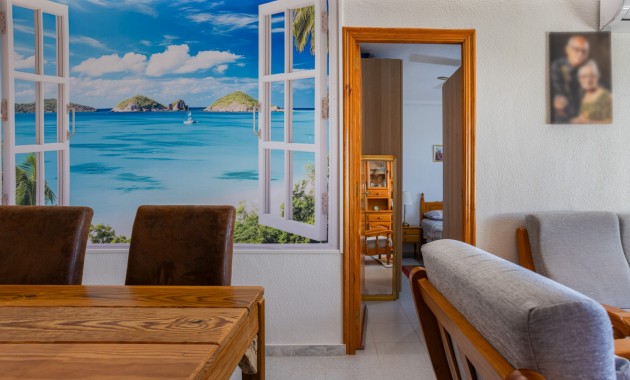 Herverkoop - Apartment flat -
Torrevieja - La Siesta