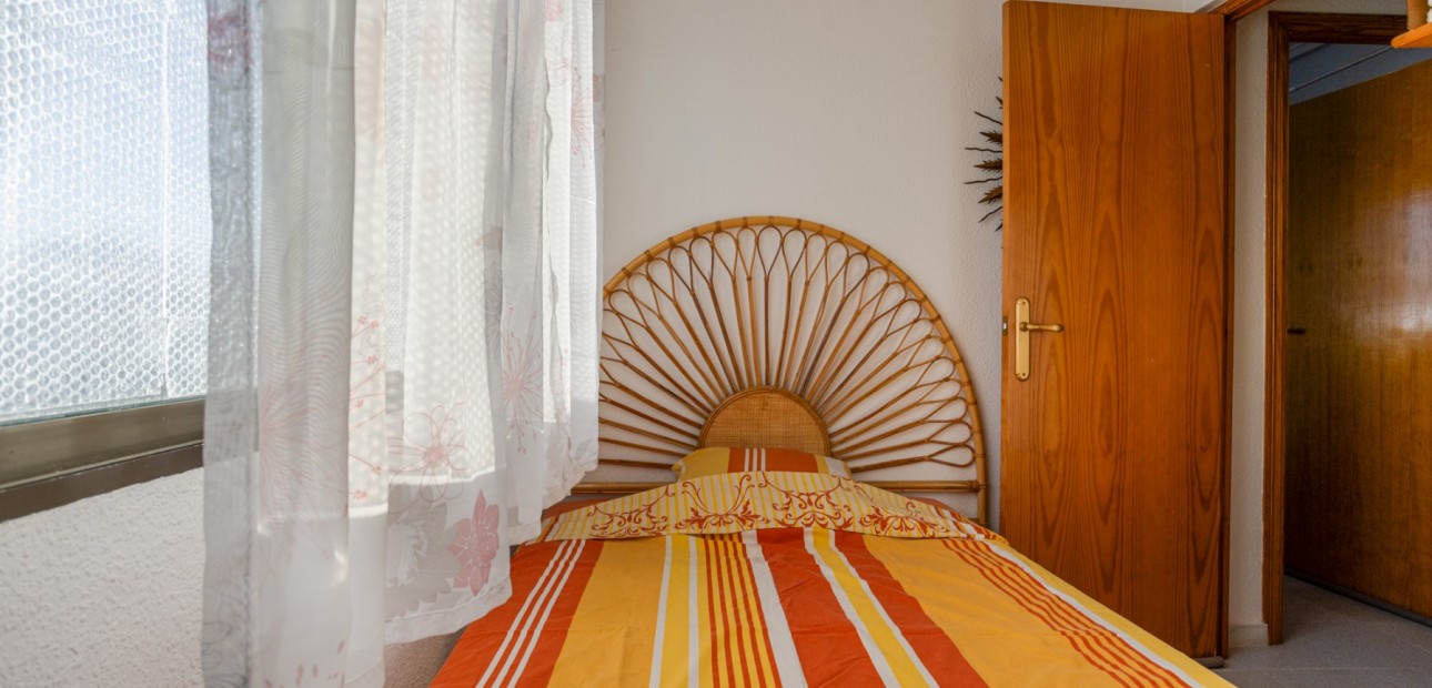 Herverkoop - Apartment flat -
Torrevieja - La Siesta