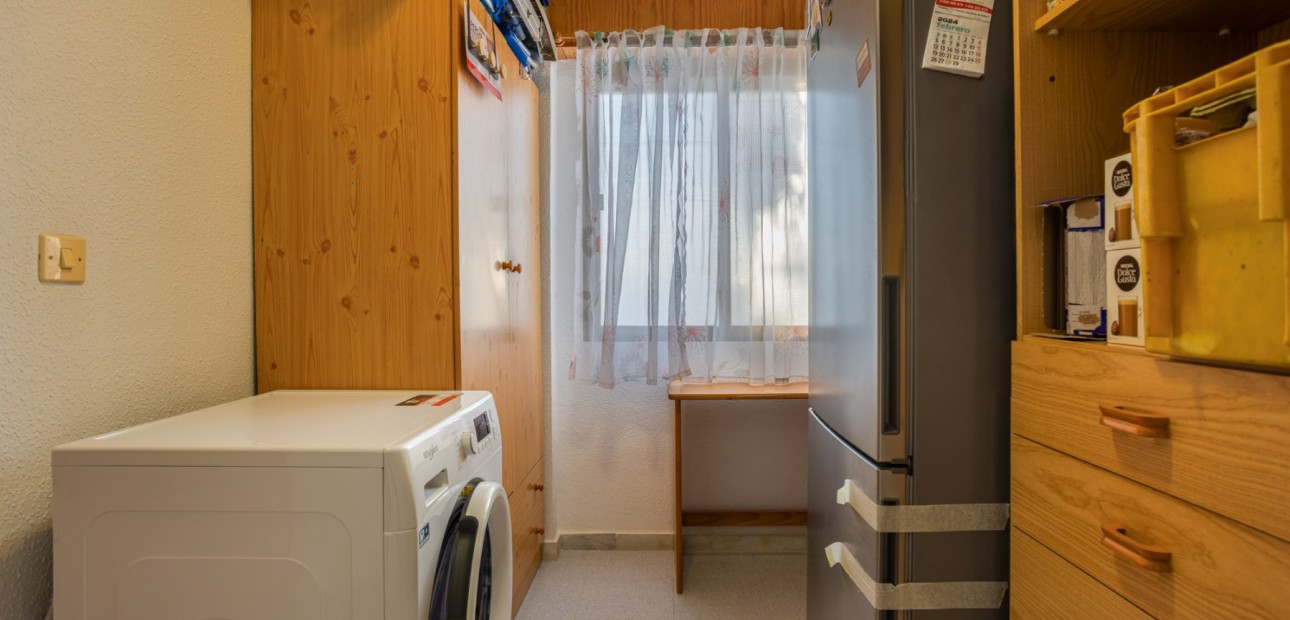 Herverkoop - Apartment flat -
Torrevieja - La Siesta