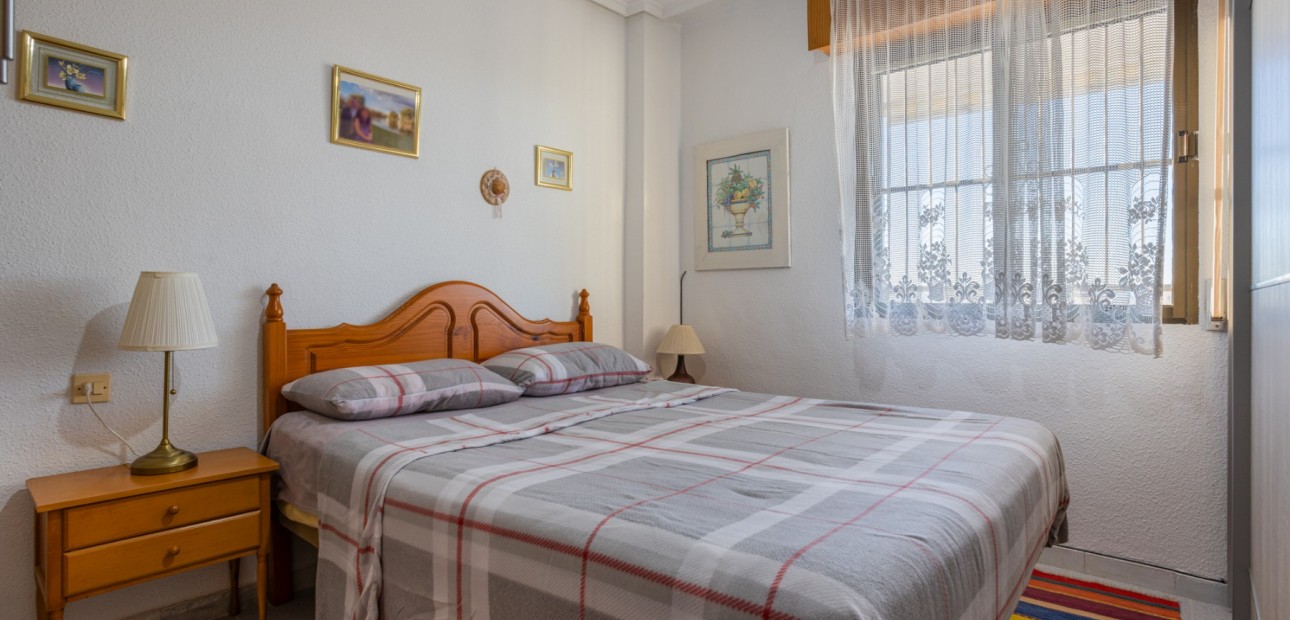 Herverkoop - Apartment flat -
Torrevieja - La Siesta