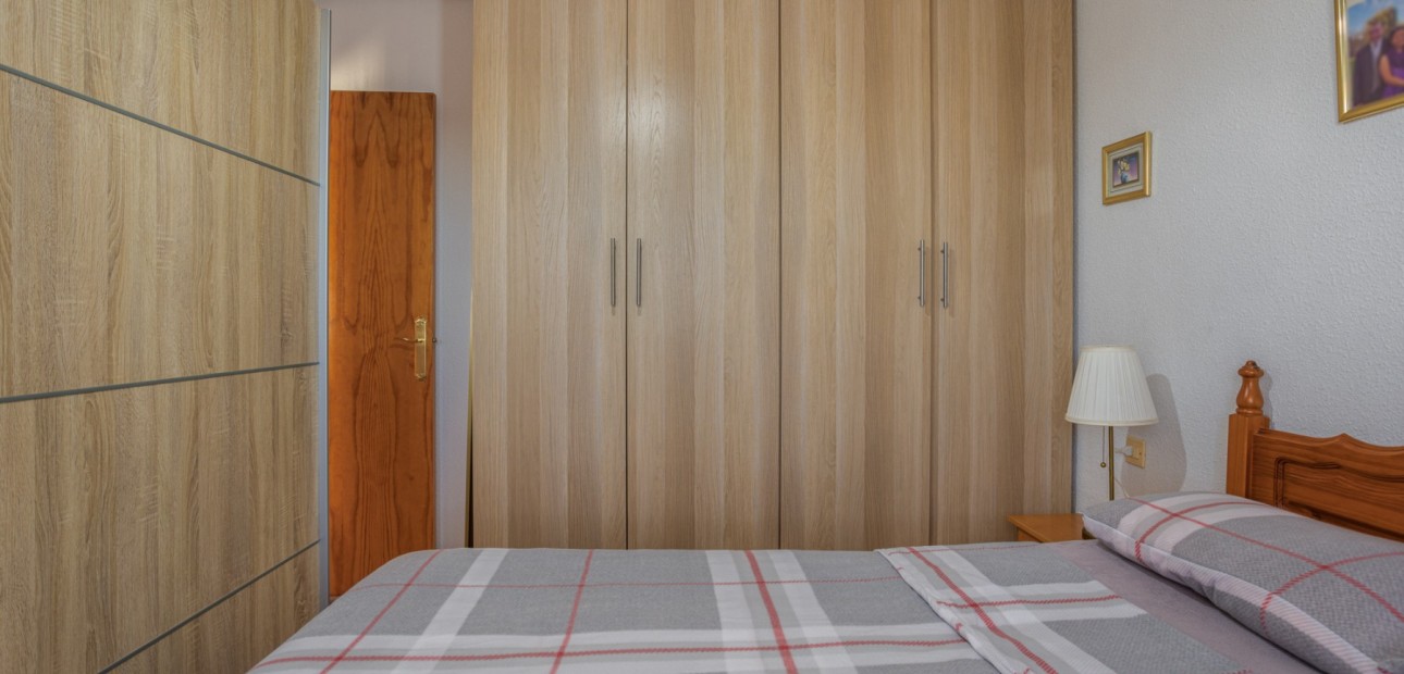 Herverkoop - Apartment flat -
Torrevieja - La Siesta