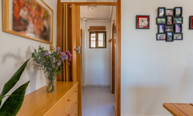 Herverkoop - Apartment flat -
Torrevieja - La Siesta