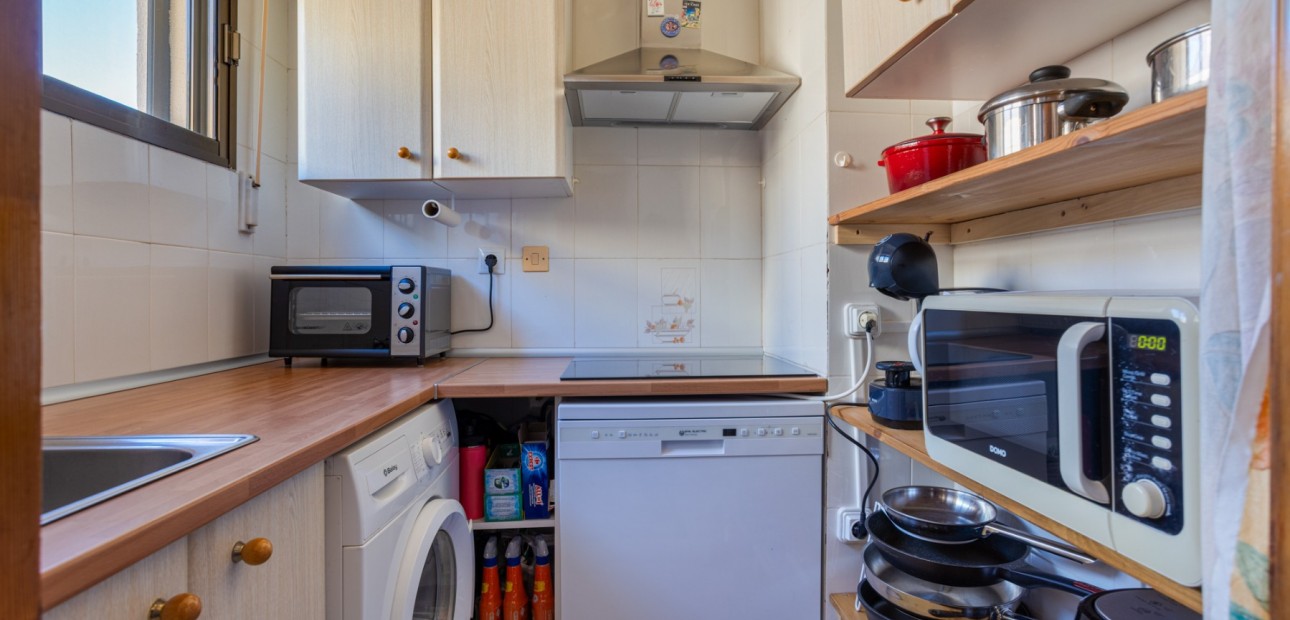 Herverkoop - Apartment flat -
Torrevieja - La Siesta