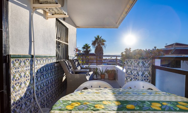 Herverkoop - Apartment flat -
Torrevieja - La Siesta