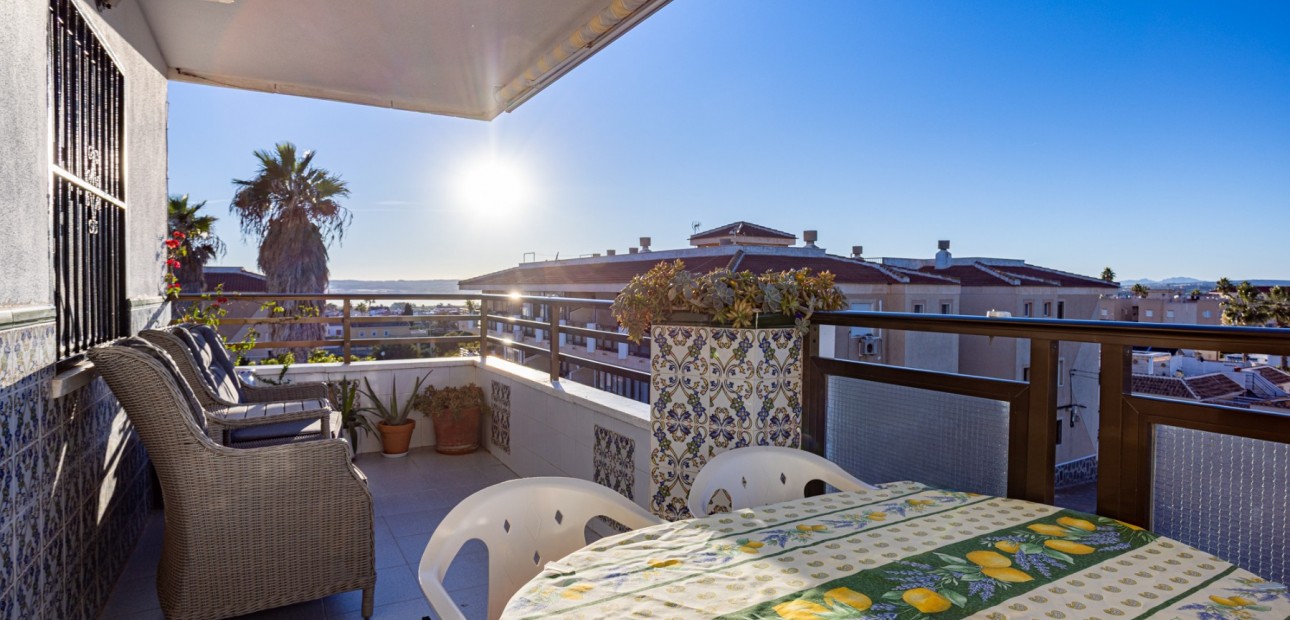 Herverkoop - Apartment flat -
Torrevieja - La Siesta