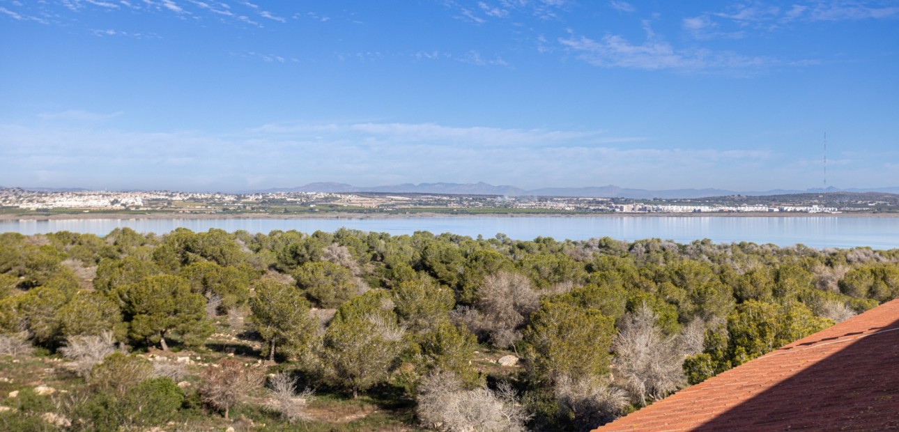 Herverkoop - Apartment flat -
Torrevieja - La Siesta