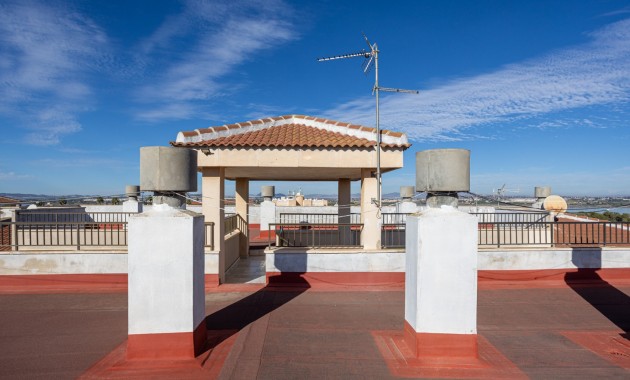 Herverkoop - Apartment flat -
Torrevieja - La Siesta