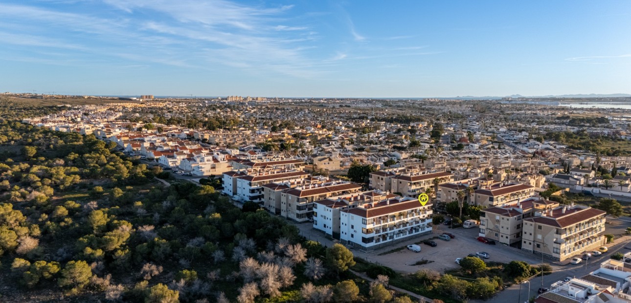 Herverkoop - Apartment flat -
Torrevieja - La Siesta