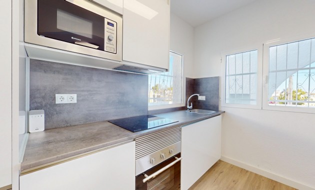 Herverkoop - Bungalow -
Orihuela Costa - Villamartin