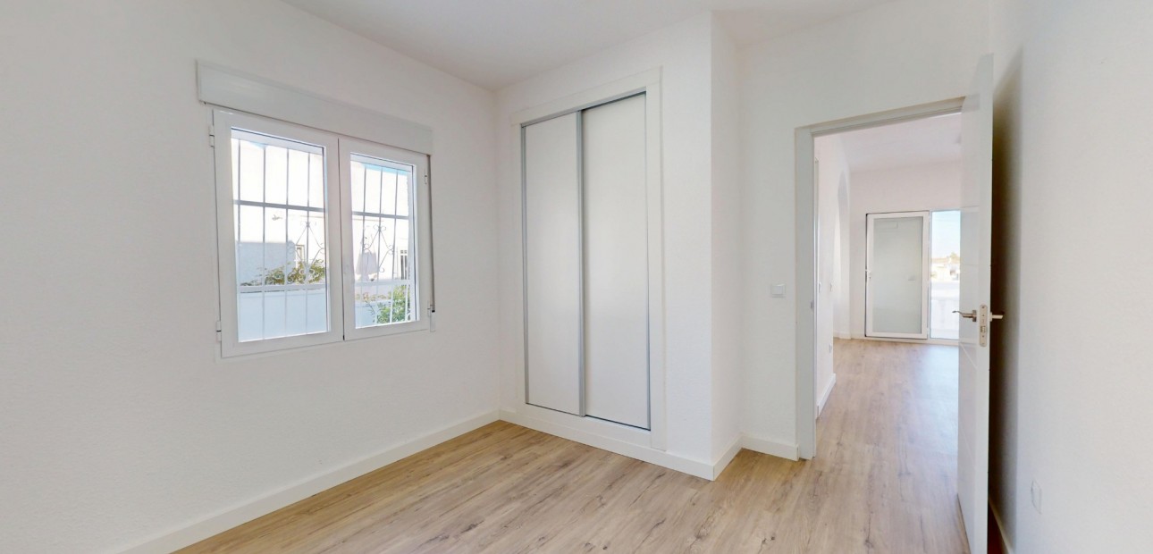 Herverkoop - Bungalow -
Orihuela Costa - Villamartin