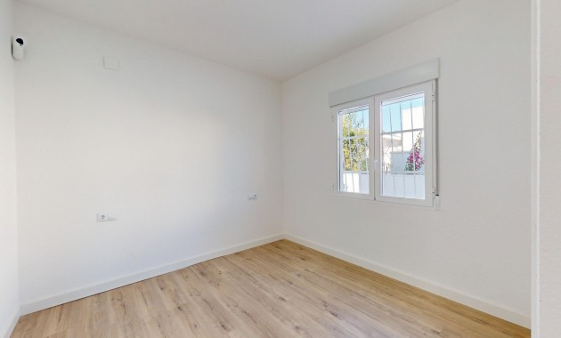 Herverkoop - Bungalow -
Orihuela Costa - Villamartin